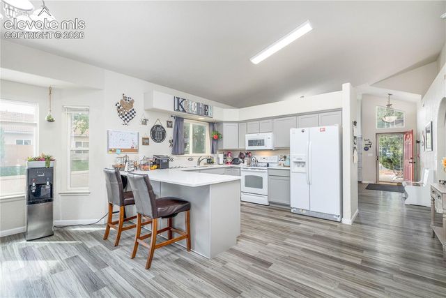 938 Cedarcrest Drive, Pueblo, CO 81005