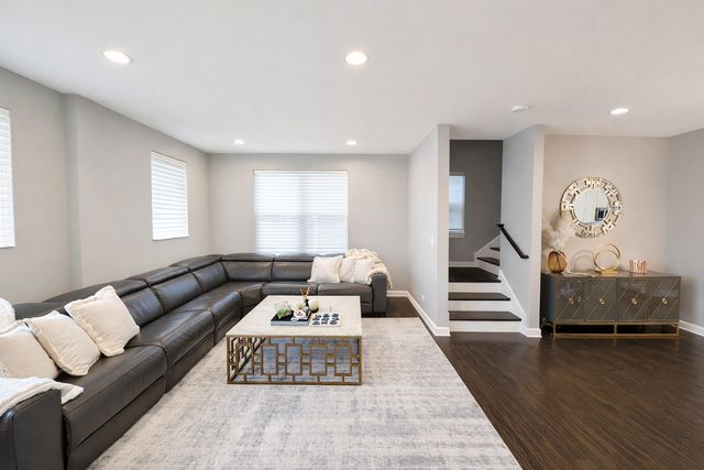 1209 Parker Road, Glenview, IL 60025