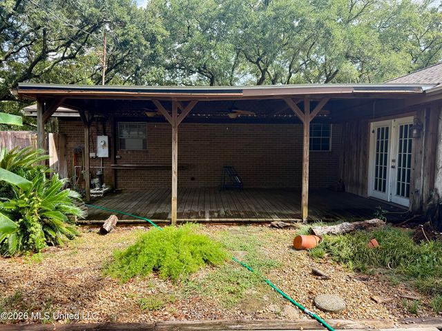 12800 Cambridge Boulevard, Ocean Springs, MS 39564