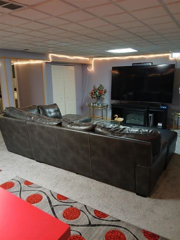 8287 Berkshire Drive, Ypsilanti, MI 48198