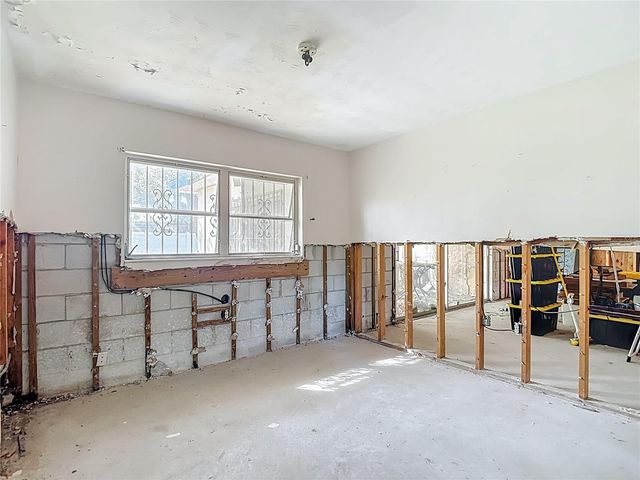 3700 DANA SHORES DRIVE, Tampa, FL 33634