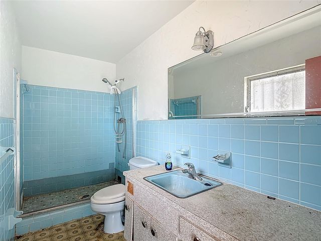 3700 DANA SHORES DRIVE, Tampa, FL 33634