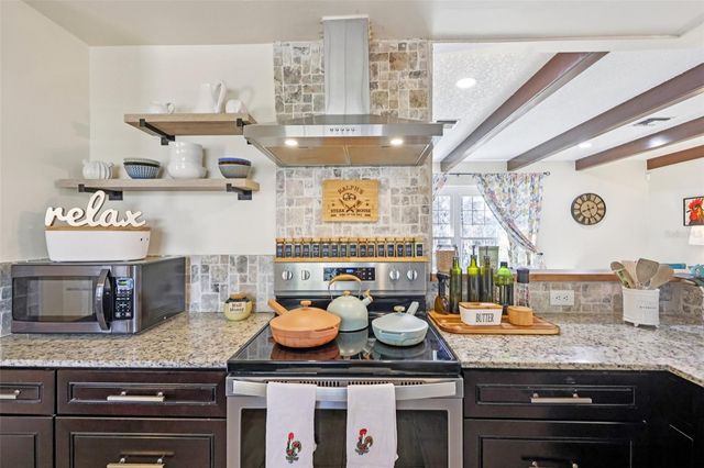 1023 S MORNINGSIDE DRIVE, Eustis, FL 32726