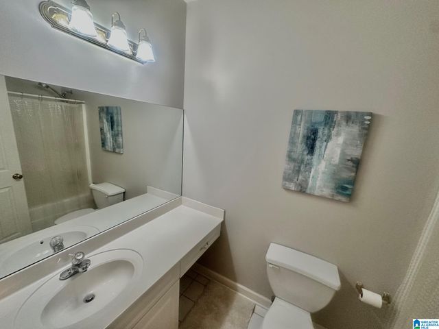 5793 RIVERBIRCH DRIVE, Bessemer, AL 35022