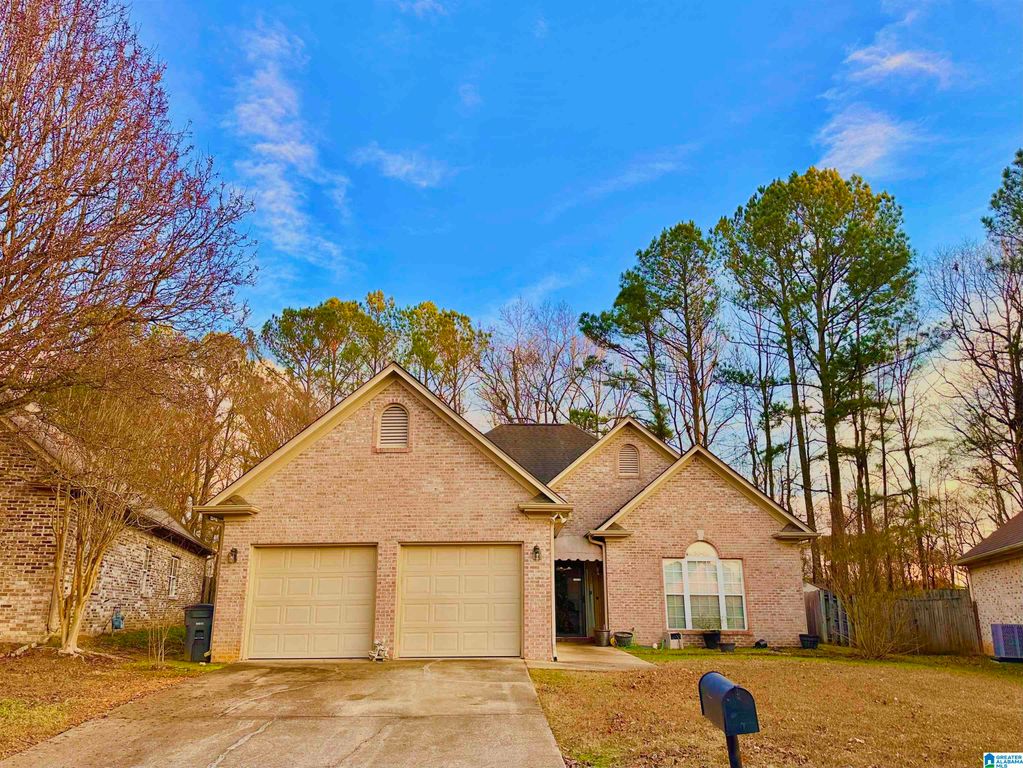 5793 RIVERBIRCH DRIVE, Bessemer, AL 35022