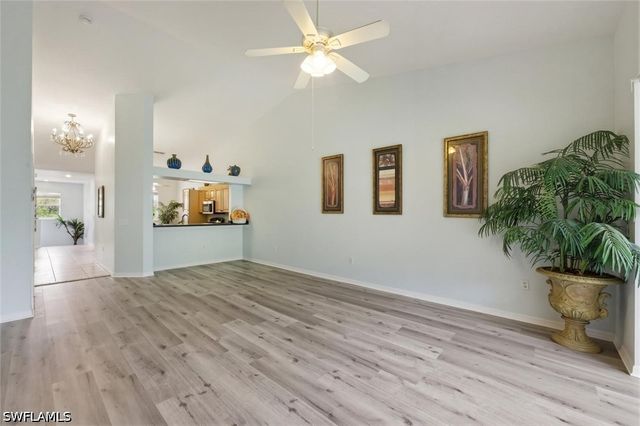 357 Robin Hood CIR 202, Naples, FL 34104