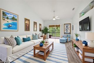 357 Robin Hood CIR 202, Naples, FL 34104