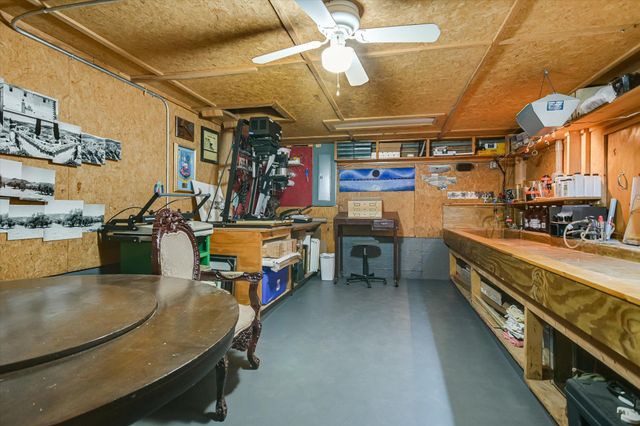 19 Sugar Shack DR, West Lake Hills, TX 78746