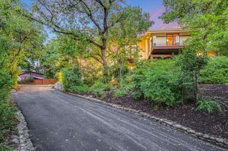 19 Sugar Shack DR, West Lake Hills, TX 78746