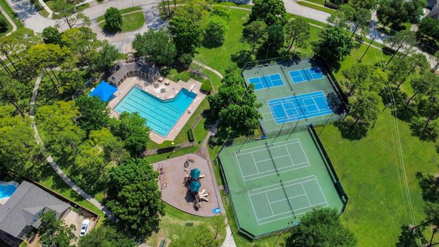14514 Redwood Bend Trail, Houston, TX 77062