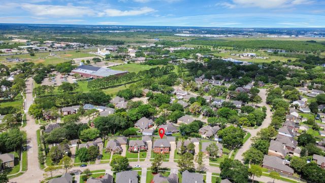 14514 Redwood Bend Trail, Houston, TX 77062