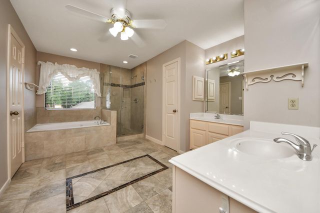 14514 Redwood Bend Trail, Houston, TX 77062