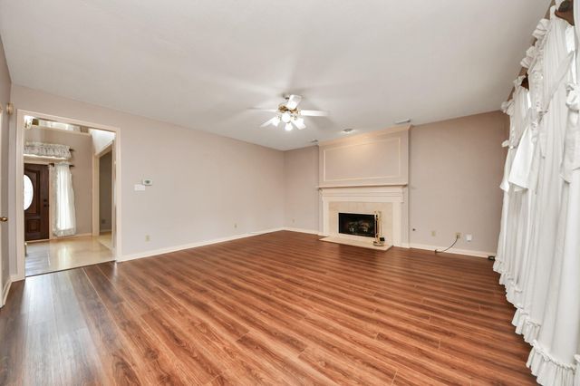 14514 Redwood Bend Trail, Houston, TX 77062