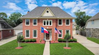 14514 Redwood Bend Trail, Houston, TX 77062