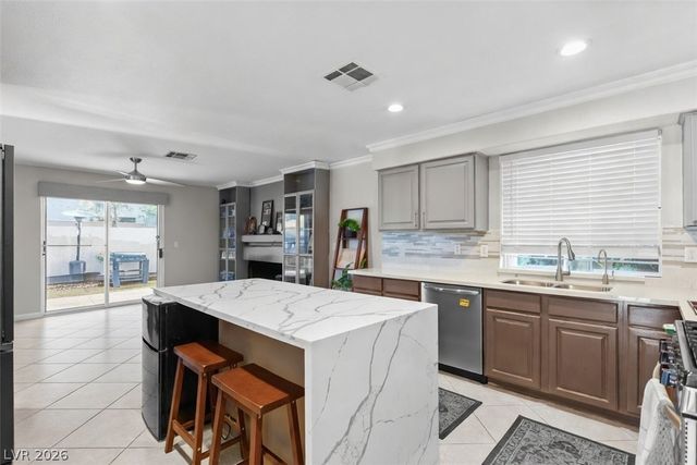 121 Golf Range Street, Las Vegas, NV 89145