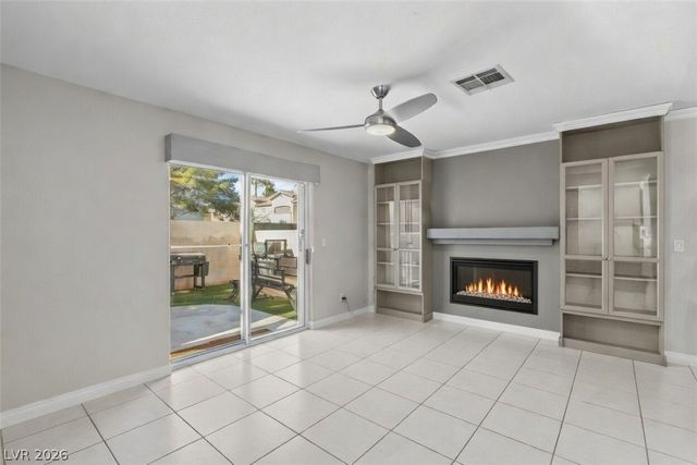 121 Golf Range Street, Las Vegas, NV 89145