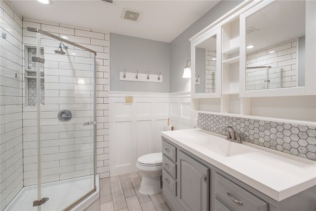 204 Saundra Court, Beavercreek, OH 45430