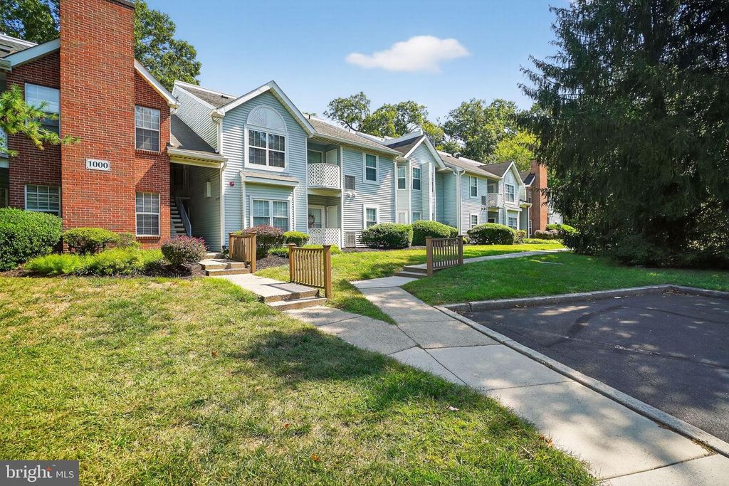 1011 DIAMOND DR, Newtown, PA 18940