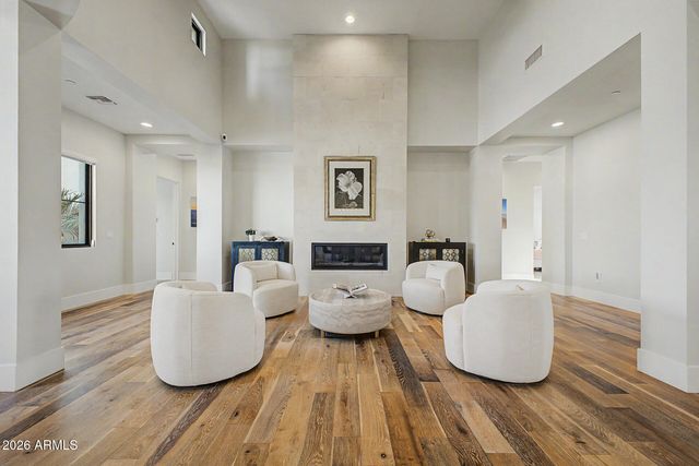 6823 E VALLEY VISTA Lane, Paradise Valley, AZ 85253