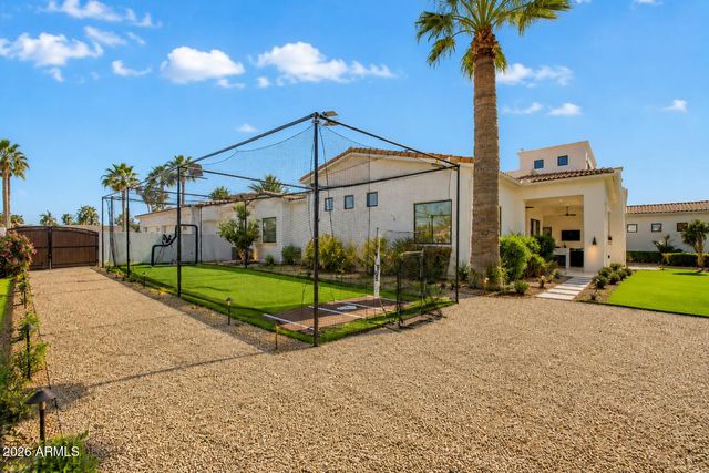 6823 E VALLEY VISTA Lane, Paradise Valley, AZ 85253
