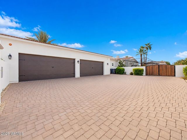 6823 E VALLEY VISTA Lane, Paradise Valley, AZ 85253