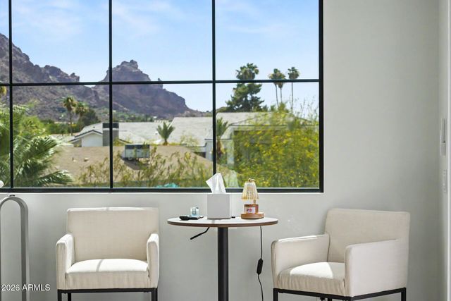 6823 E VALLEY VISTA Lane, Paradise Valley, AZ 85253