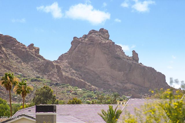 6823 E VALLEY VISTA Lane, Paradise Valley, AZ 85253