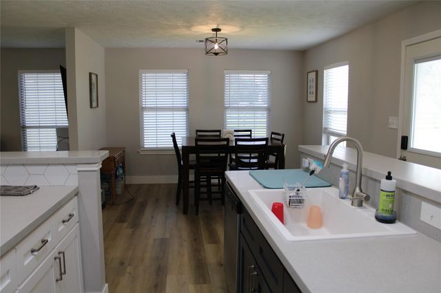 17903 County Road 125, Pearland, TX 77581