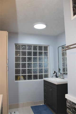 17903 County Road 125, Pearland, TX 77581