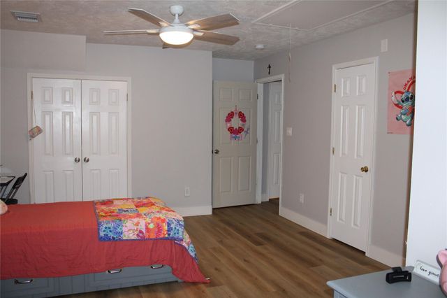 17903 County Road 125, Pearland, TX 77581