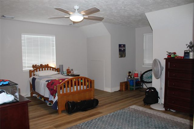 17903 County Road 125, Pearland, TX 77581