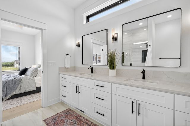 1305 NW 28th Street, Grimes, IA 50111