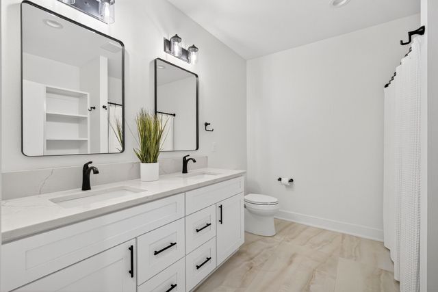 1305 NW 28th Street, Grimes, IA 50111