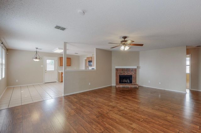 645 Granite Ridge Drive, Fort Worth, TX 76179