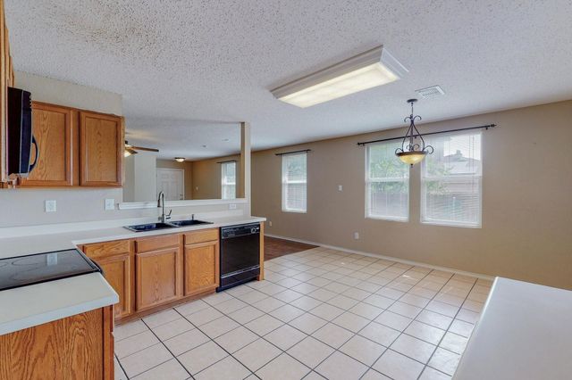 645 Granite Ridge Drive, Fort Worth, TX 76179