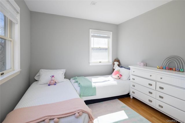 3190 The Long Way Lane, East Marion, NY 11939