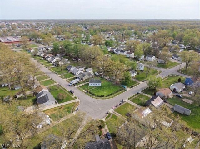 4061 Gregus Avenue, Lorain, OH 44055