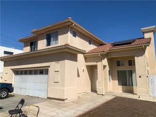 8242 Ventura Canyon Avenue, Panorama City (los Angeles), CA 91402