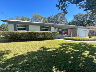 779 GROVE PARK Boulevard, Jacksonville, FL 32216