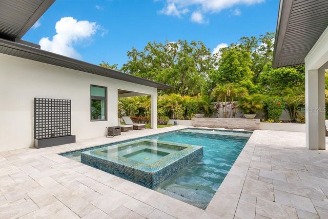 216 N LAKE SYBELIA DRIVE, Maitland, FL 32751