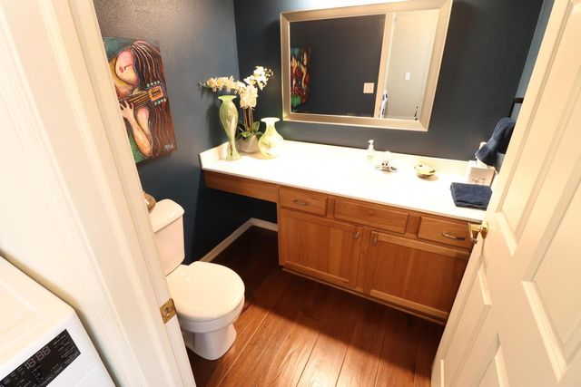 14241 W Waterford Square DRIVE, New Berlin, WI 53151