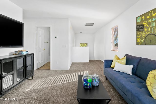 1591 E BRADSTOCK Way, San Tan Valley, AZ 85140