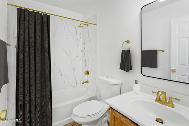 1591 E BRADSTOCK Way, San Tan Valley, AZ 85140