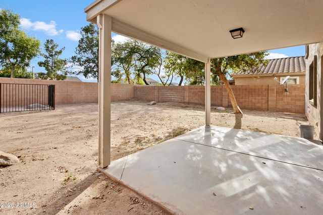 1591 E BRADSTOCK Way, San Tan Valley, AZ 85140