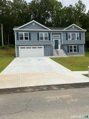 210 Burwell Road, West Haven, CT 06516