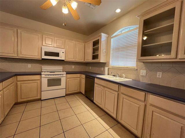 9621 Montclaire Drive, Midwest City, OK 73130