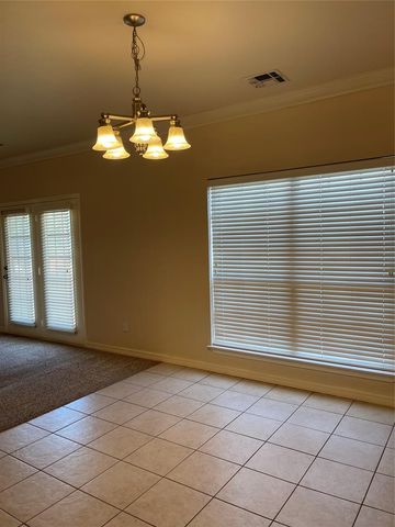 9621 Montclaire Drive, Midwest City, OK 73130