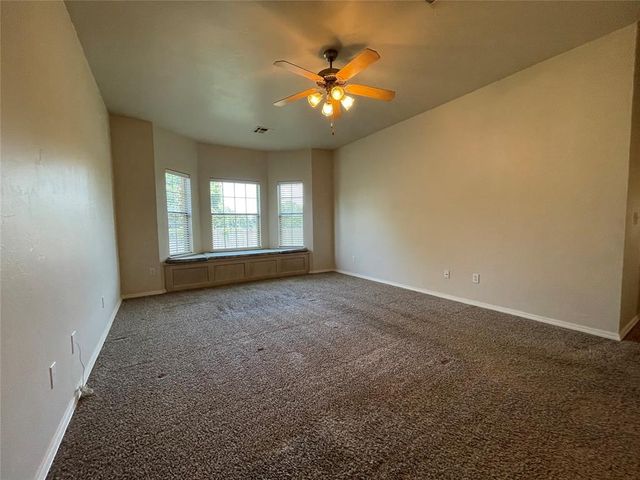 9621 Montclaire Drive, Midwest City, OK 73130