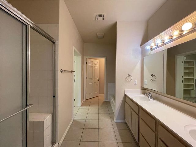 9621 Montclaire Drive, Midwest City, OK 73130
