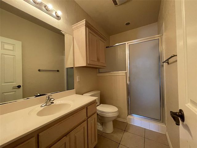 9621 Montclaire Drive, Midwest City, OK 73130